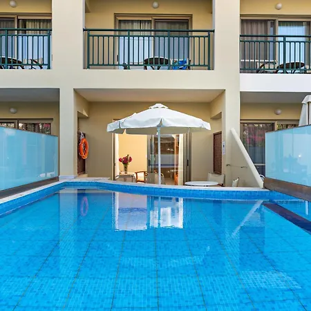Hydramis Palace Resort